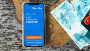Saiba se você tem direito a duas ou quatro parcelas de R$ 300,00 do auxílio emergencial