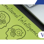 inteligência financeira emocional ## Qual o papel da reserva de emergência no equilíbrio emocional? Ter dinheiro guardado vai muito além do rendimento que ele gera na conta bancária; trata-se de um amortecedor psicológico para as incertezas da vida. A escassez financeira constante coloca o cérebro em modo de sobrevivência contínuo, o que afunila o foco e prejudica drasticamente a capacidade de tomar decisões ponderadas. Quando você sabe que pode honrar seus compromissos diante de um imprevisto, o nível de estresse cai e o raciocínio analítico volta ao controle. A construção de um fundo de proteção funciona como a pedra angular da **inteligência financeira emocional**, pois elimina o desespero que nos faz aceitar empréstimos abusivos ou vender patrimônio a preço de banana durante uma crise. Para entender na prática como estruturar esse colchão de segurança com ativos de alta liquidez e baixo risco, vale consultar o guia explicativo sobre [reserva de emergência no Tesouro Direto](https://www.tesourodireto.com.br/), que detalha os títulos públicos mais adequados para essa finalidade. --- Gostaria de ajustar a posição exata onde essa nova seção deve entrar no texto ou quer acrescentar mais algum ponto específico?